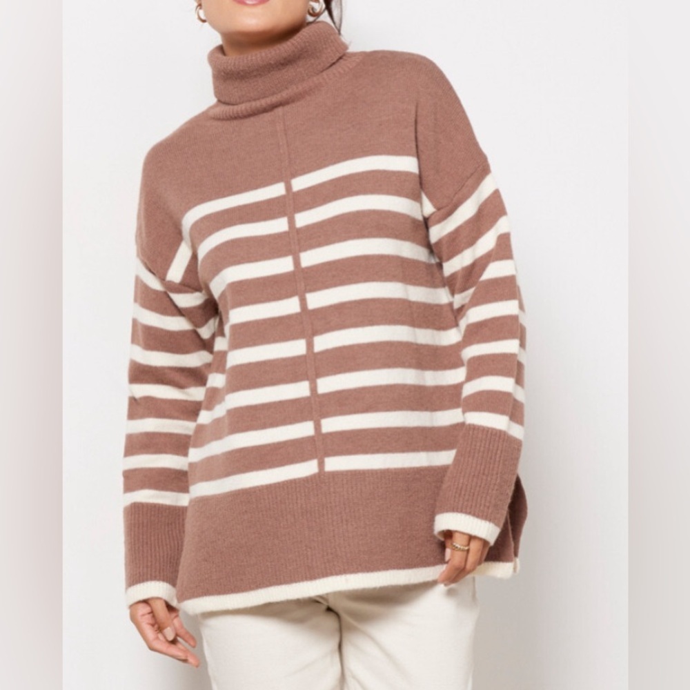 Line & Dot Striped Turtleneck Pullover - NWT - Size XL
